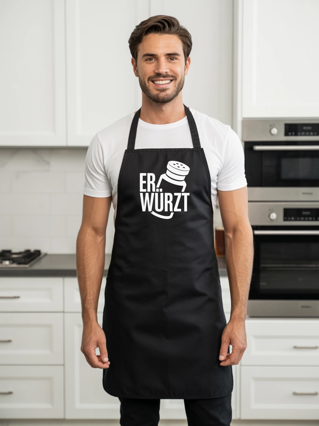 ER würzt Latzschürze